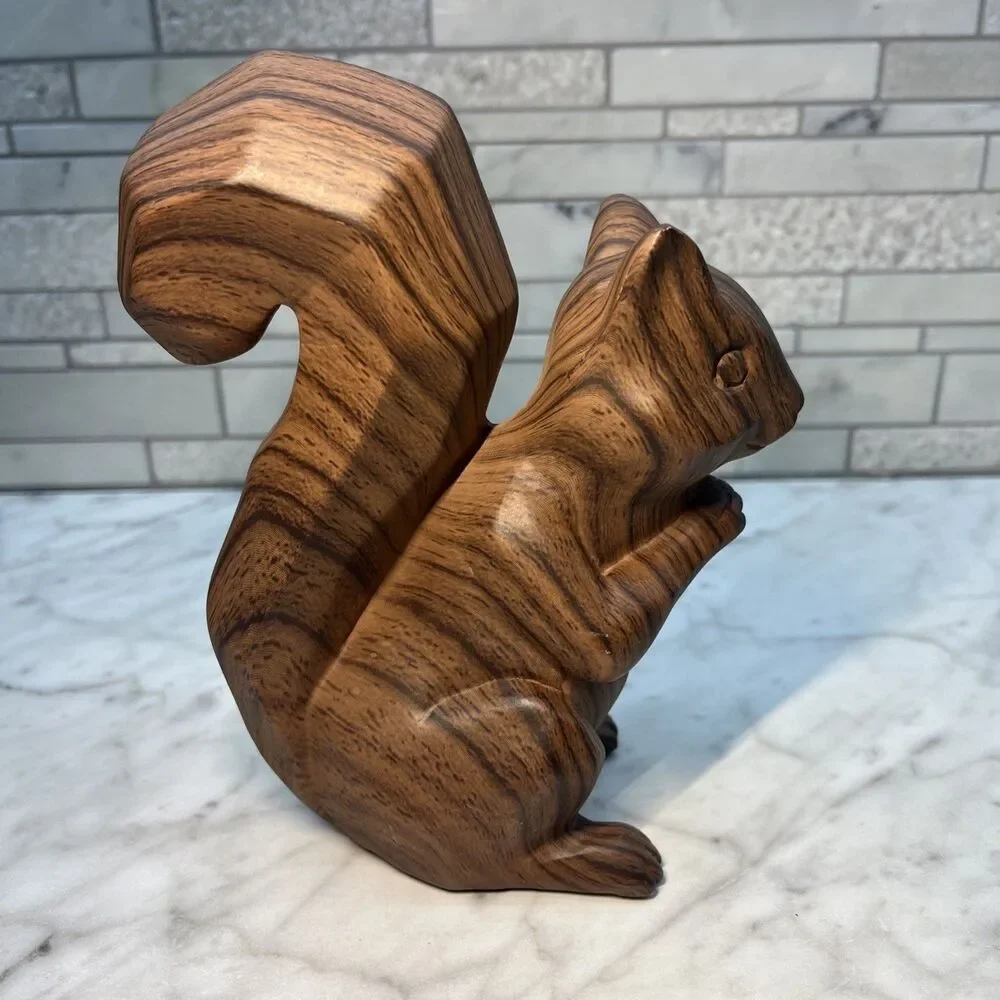 Squirrel Figurine Statue Nature Animal Wildlife Forrest Woods Home Decor (1lb)